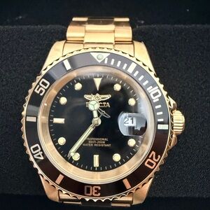 Invicta Reloj de cuarzo Pro Diver para hombre con correa de acero inoxidable